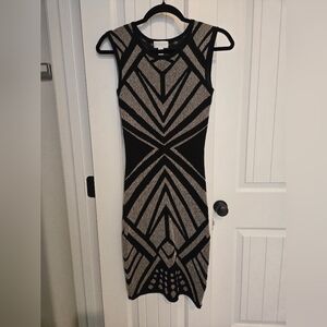 Bisou Bisou Black and Gray Geometric Midi Dress